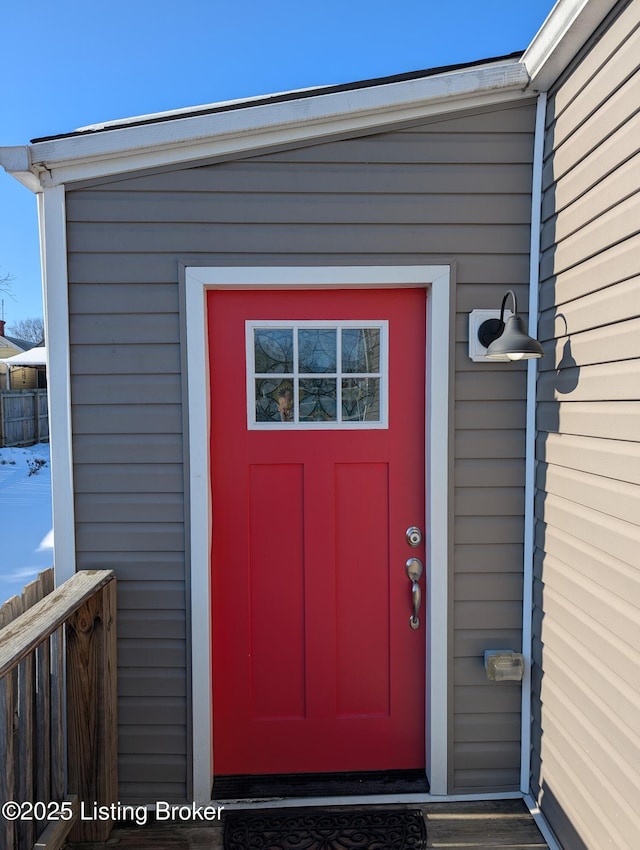 view of property entrance