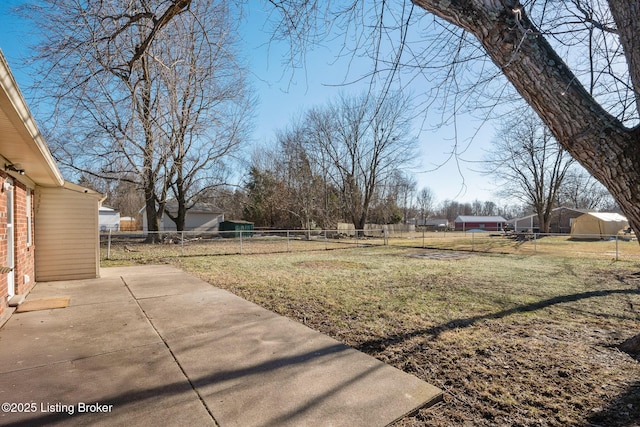 view of yard featuring a patio