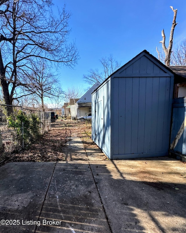 view of outbuilding