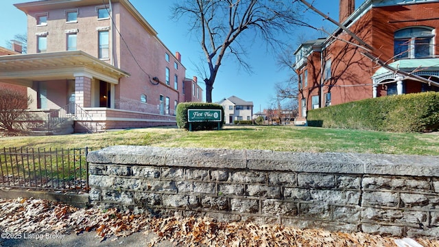 view of surrounding community