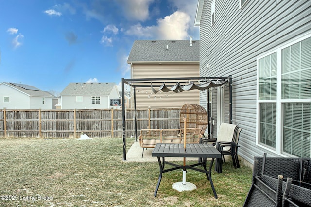 view of yard with a patio area