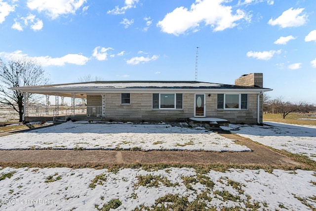 view of front facade featuring covered porch