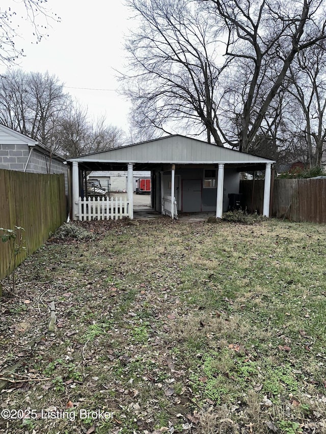 view of outbuilding