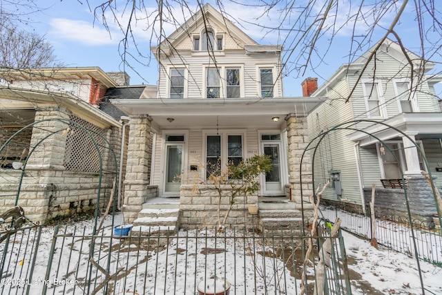 view of front facade with covered porch