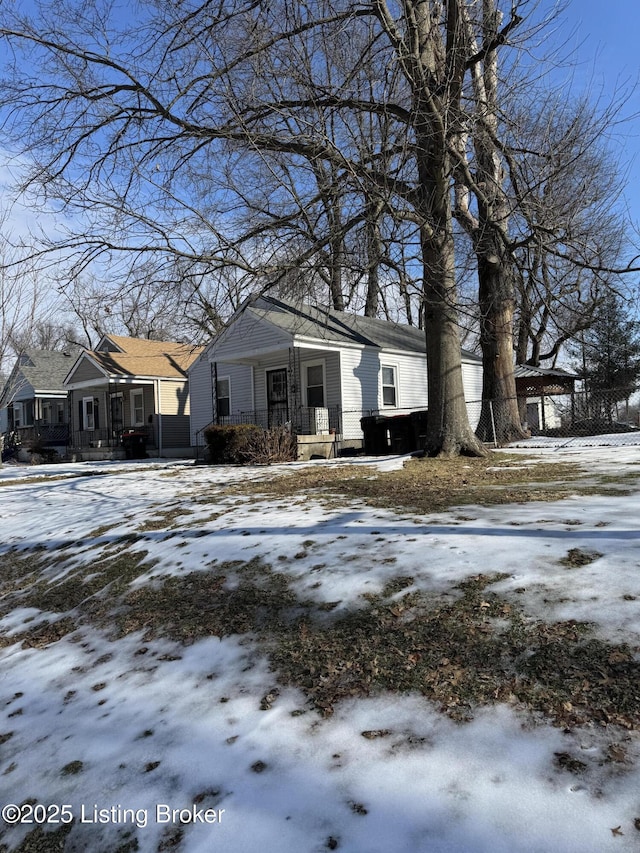 view of front of home