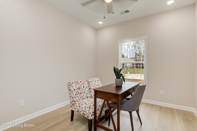 dining room with baseboards, recessed lighting, visible vents, and light wood-style floors