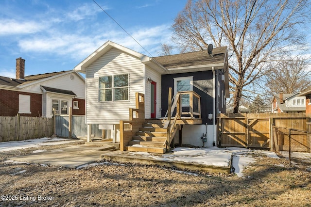 view of front of house