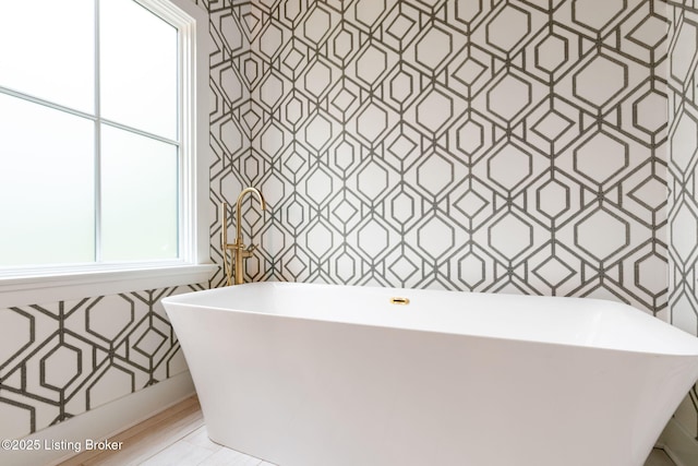 bathroom featuring a bathing tub