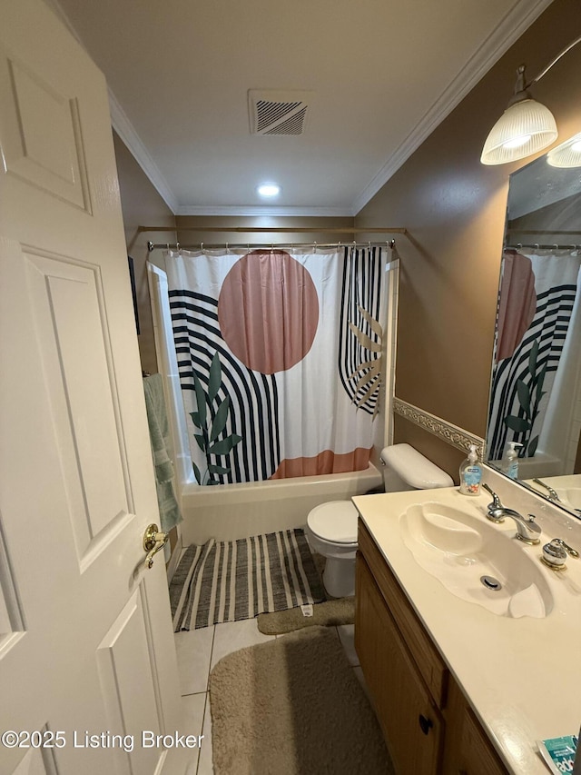 full bathroom with crown molding, shower / bathtub combination with curtain, vanity, and toilet