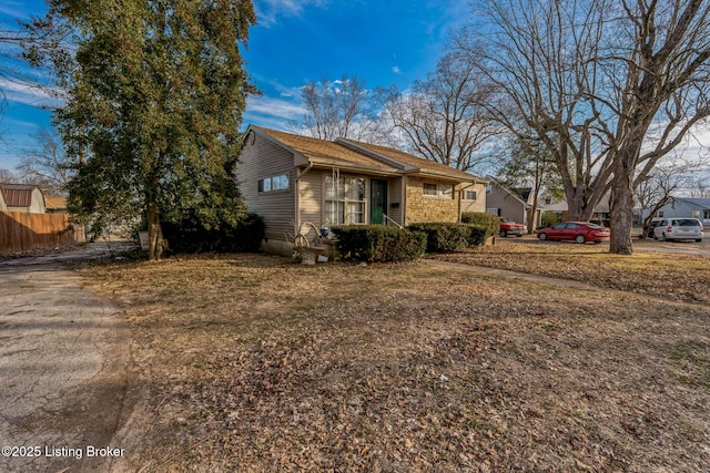 view of front of property