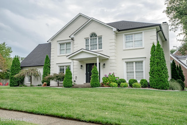 view of front of house with a front yard