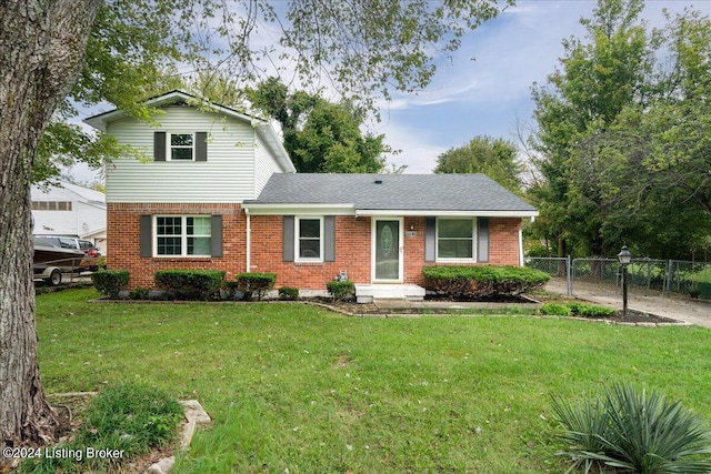 view of front of home with a front yard