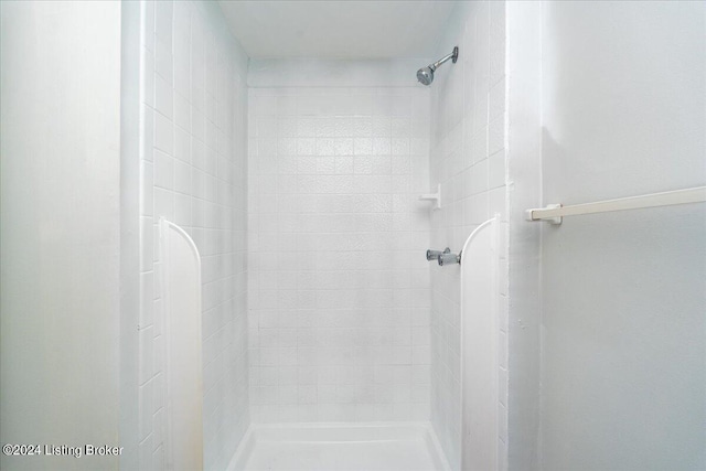 bathroom with walk in shower