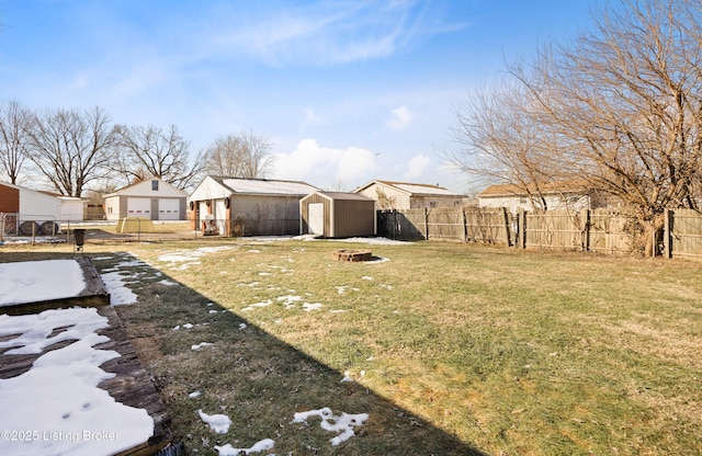 view of yard with a shed