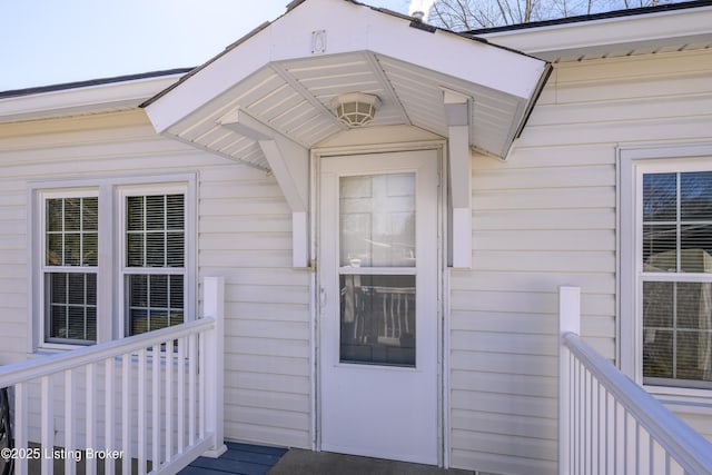 view of entrance to property