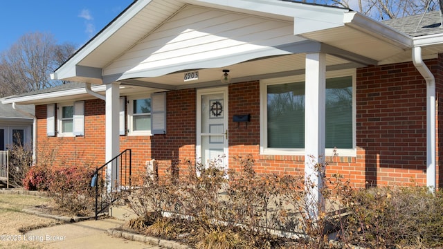 view of front of home with covered porch