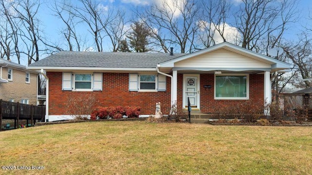 view of front of property with a front yard