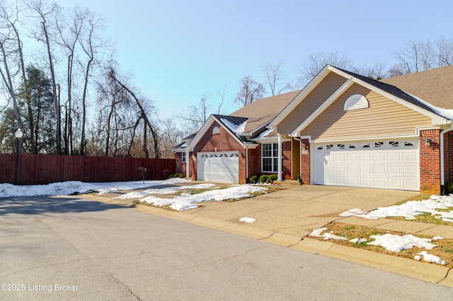 view of front facade featuring a garage