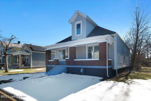 view of front of property with covered porch