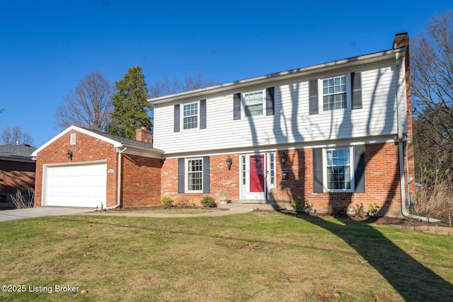 view of front of home featuring a front lawn