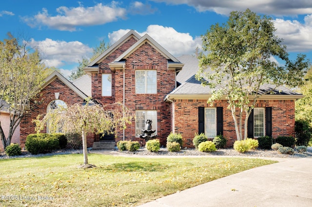 front of property featuring a front yard