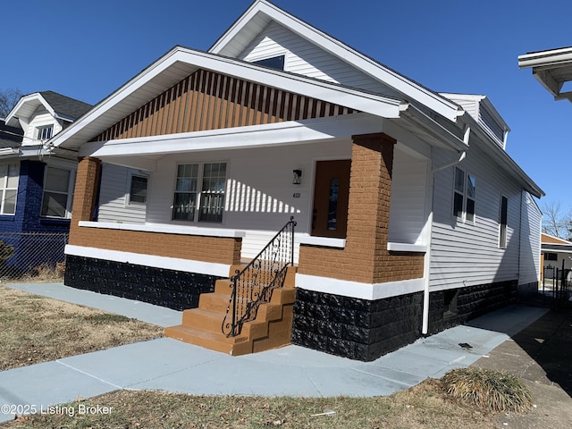 view of front of home featuring a porch