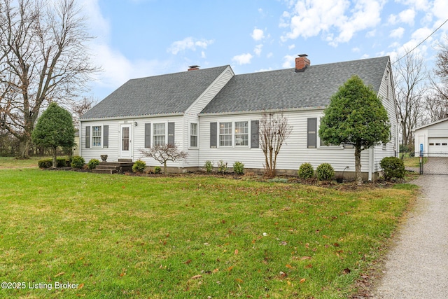 cape cod house with a front lawn