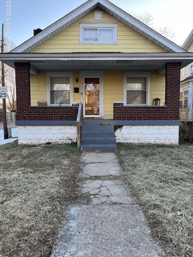 bungalow-style home with covered porch