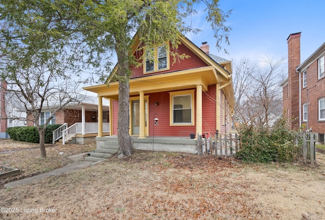 view of front of home featuring a porch