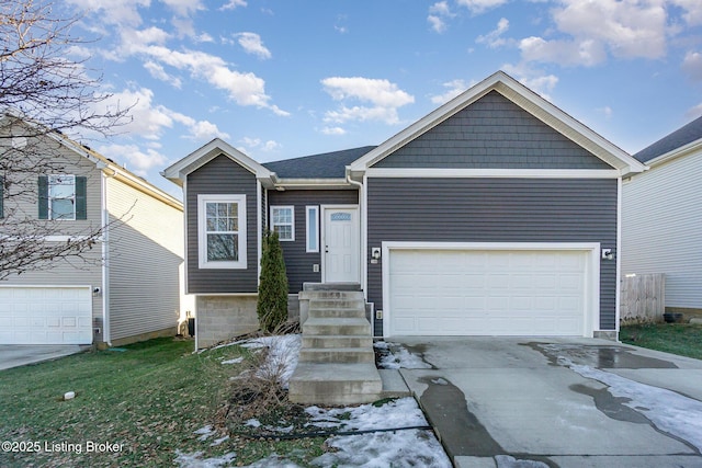 view of front facade with a garage