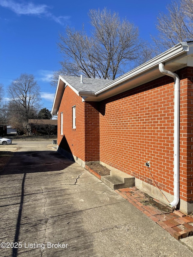 view of property exterior