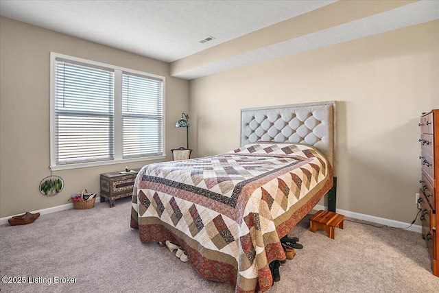 bedroom with carpet flooring