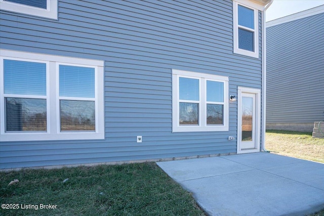 exterior space featuring a patio