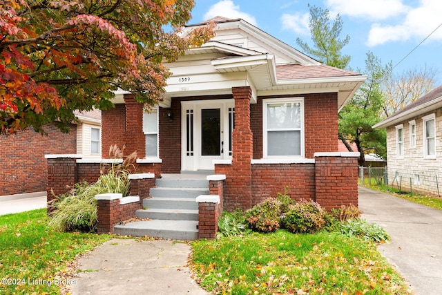 view of front of property