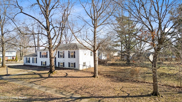 view of front of property