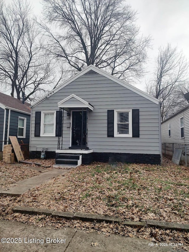 view of front of property