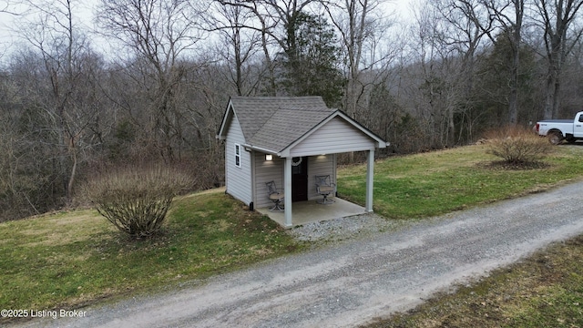 exterior space featuring a lawn