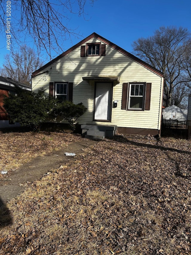 view of front of property