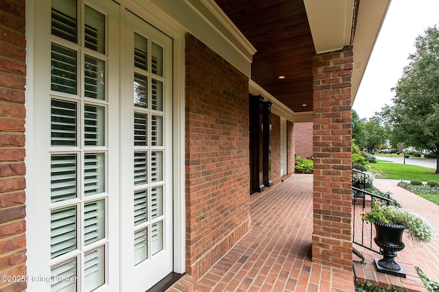 view of patio featuring a porch