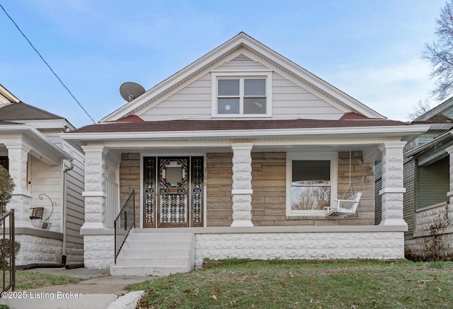 view of front facade featuring a porch