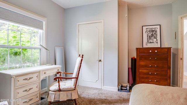 1014 E Oak St, Louisville, KY 40204 - carpeted bedroom featuring baseboards