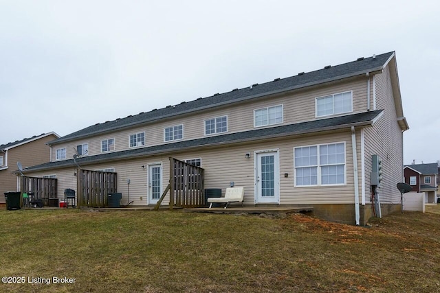 141-147 Darby Woods Ct, Radcliff, KY 40160 - rear view of house featuring a lawn