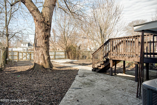 view of yard featuring a wooden deck