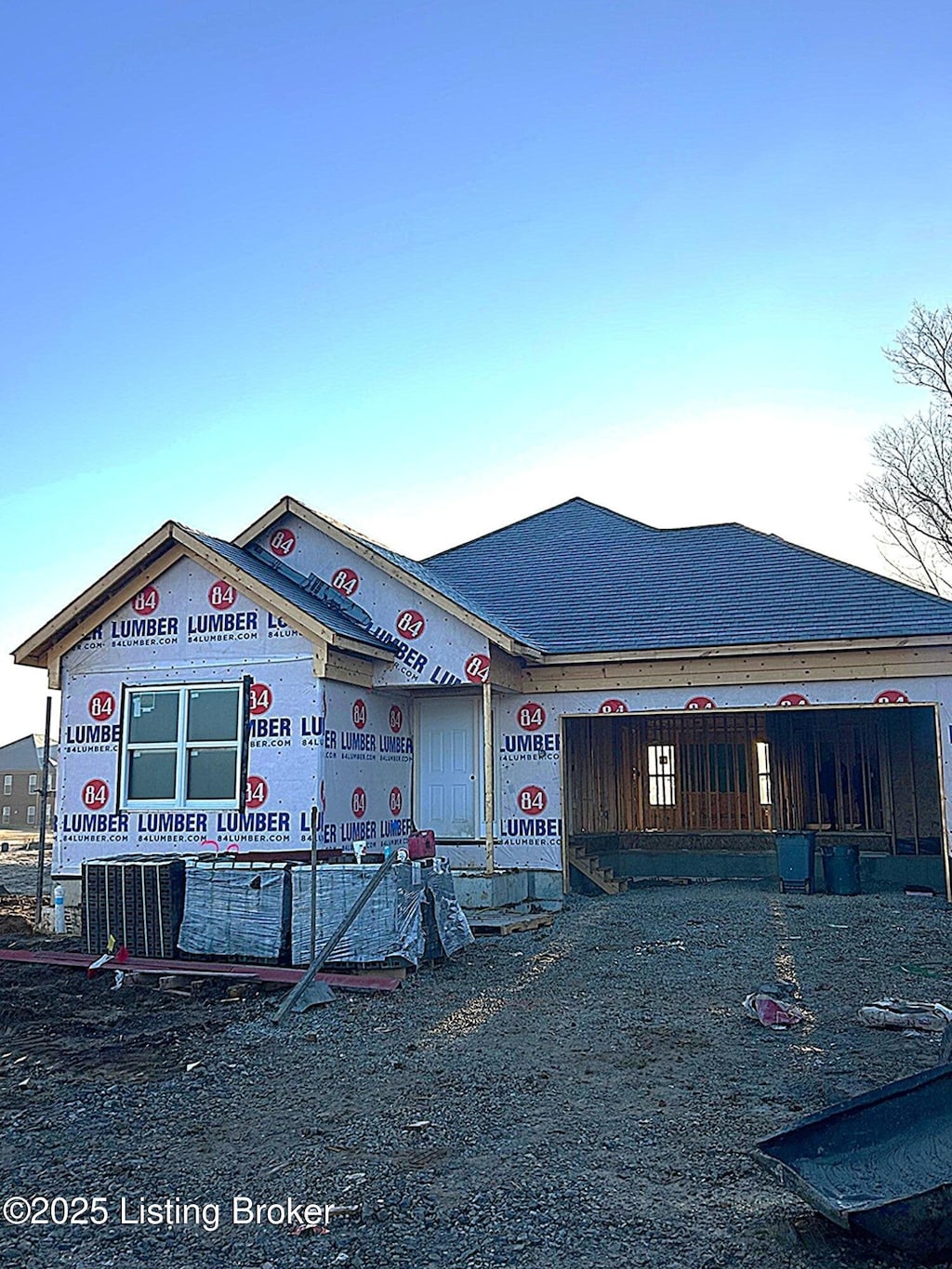 view of front of house