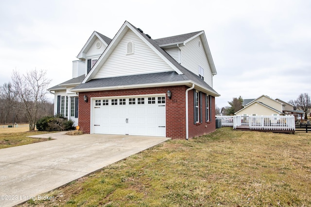 110 E Mandarin Ct, Elizabethtown, KY 42701 - view of side of property with a garage, a yard, and central AC unit