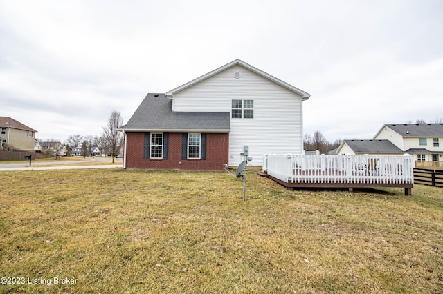 110 E Mandarin Ct, Elizabethtown, KY 42701 - back of property featuring a yard and a deck