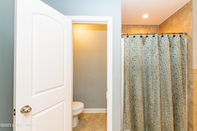110 E Mandarin Ct, Elizabethtown, KY 42701 - bathroom with a shower with shower curtain, toilet, and tile patterned flooring