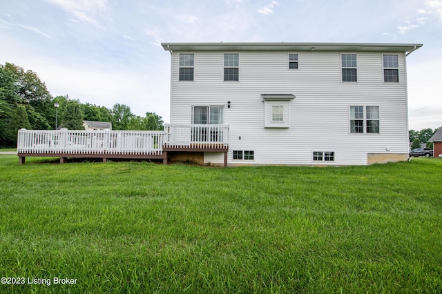 110 E Mandarin Ct, Elizabethtown, KY 42701 - back of property featuring a wooden deck and a yard