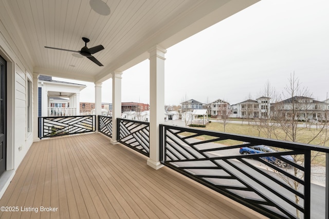 deck with ceiling fan