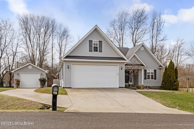 view of front of house with a front yard